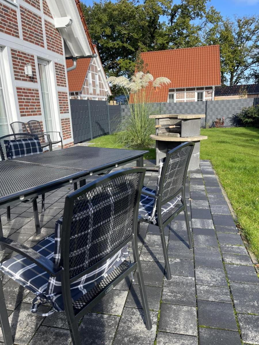 Ferienhaus Am Angerplatz Cuxhaven Esterno foto